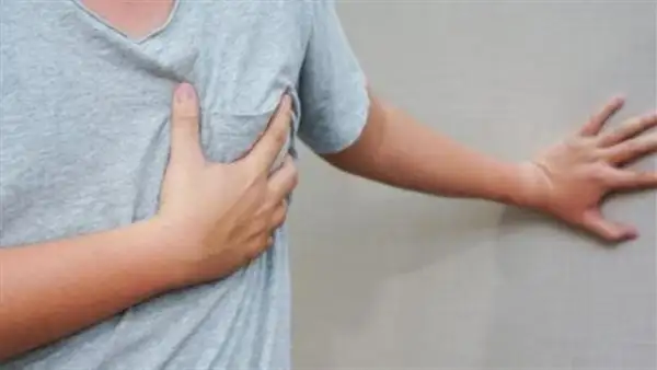 تنبيه خطير من خبراء القلب... وجبة شعبية تدمر عضلة قلبك بصمت وأنت